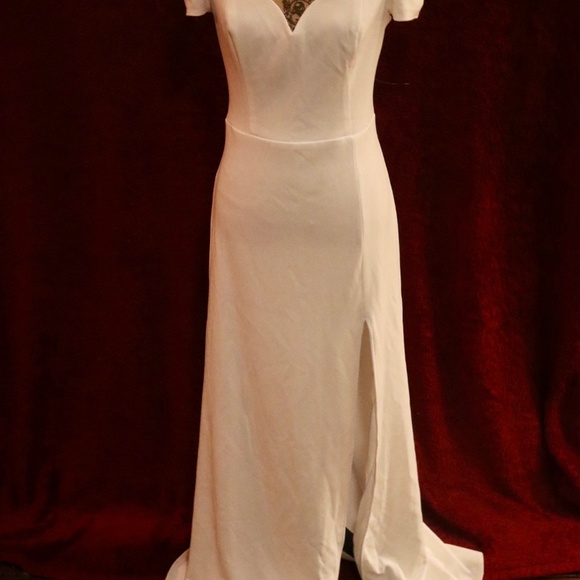 Dress - Picture 4 of 6